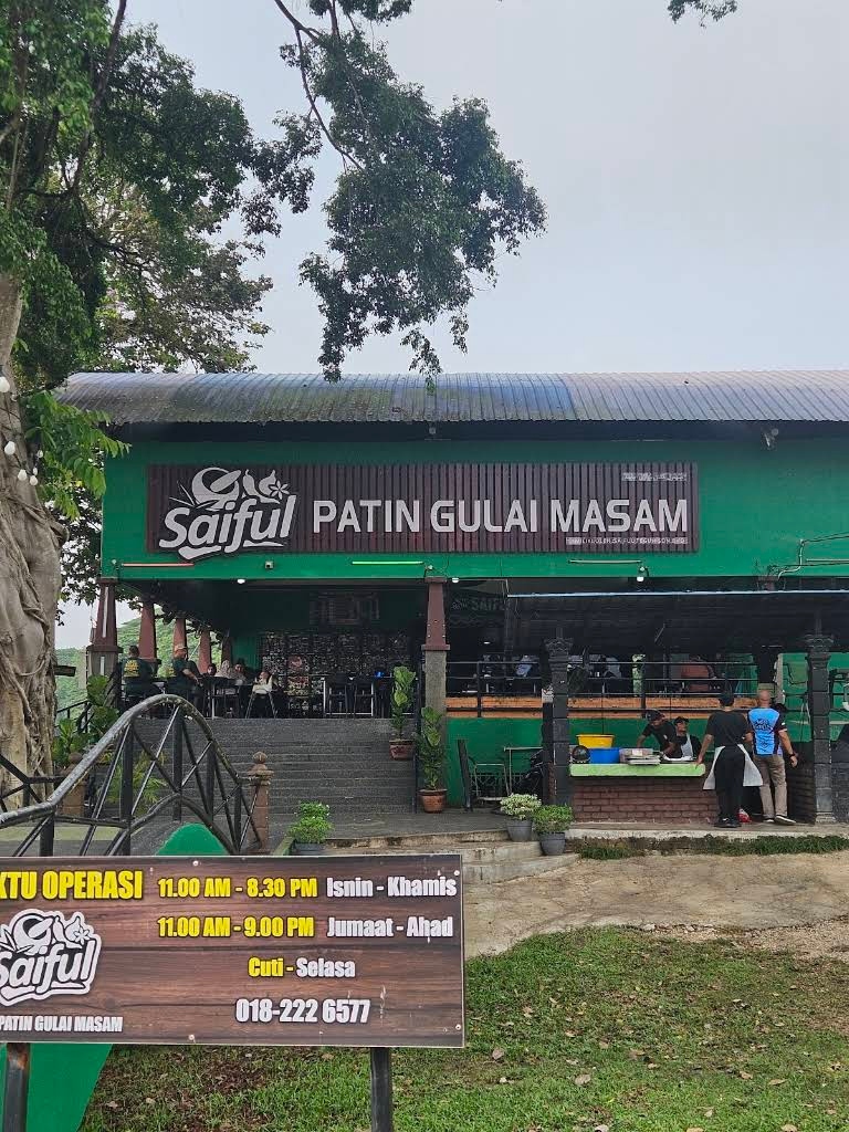 Restoran Saiful Patin Gulai Masam storefront